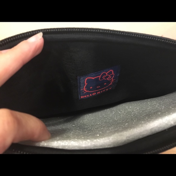 NEW Hello Kitty IPAD tablet laptop case - Picture 2 of 5
